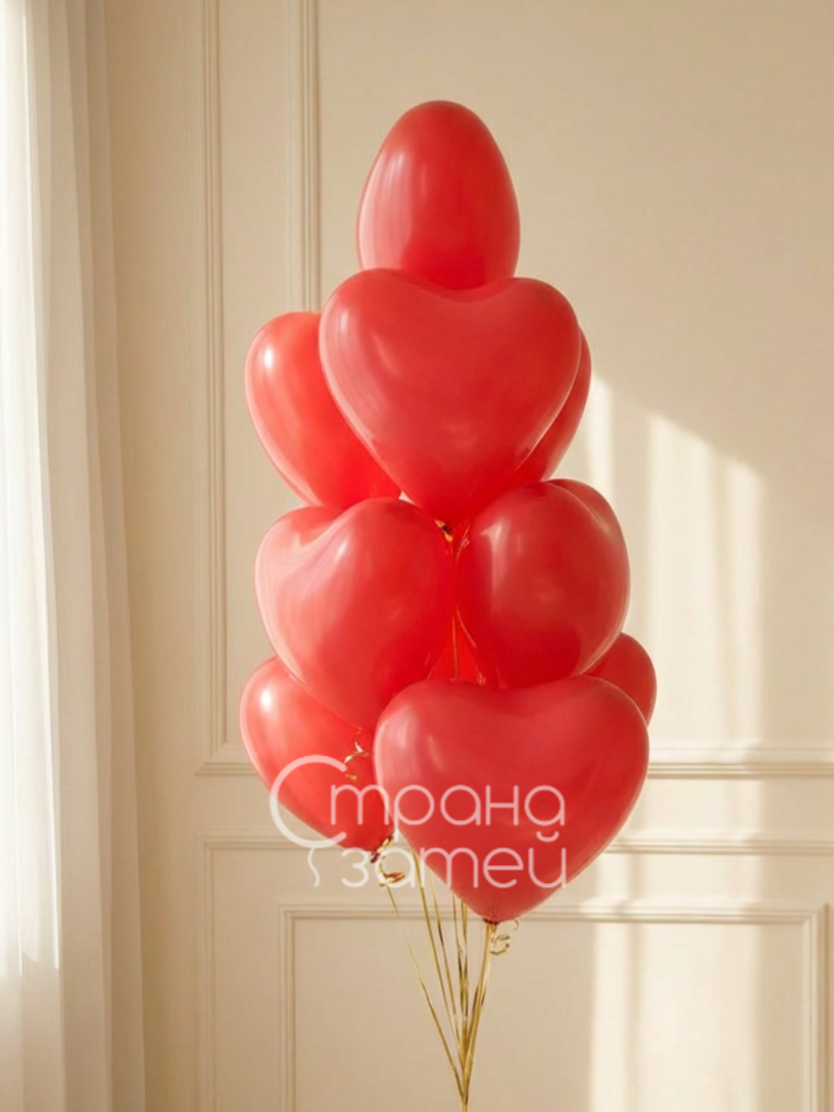 Букет Love 10 из 10 красных латексных шаров‑сердец, романтический фонтан в Нижнем Новгороде