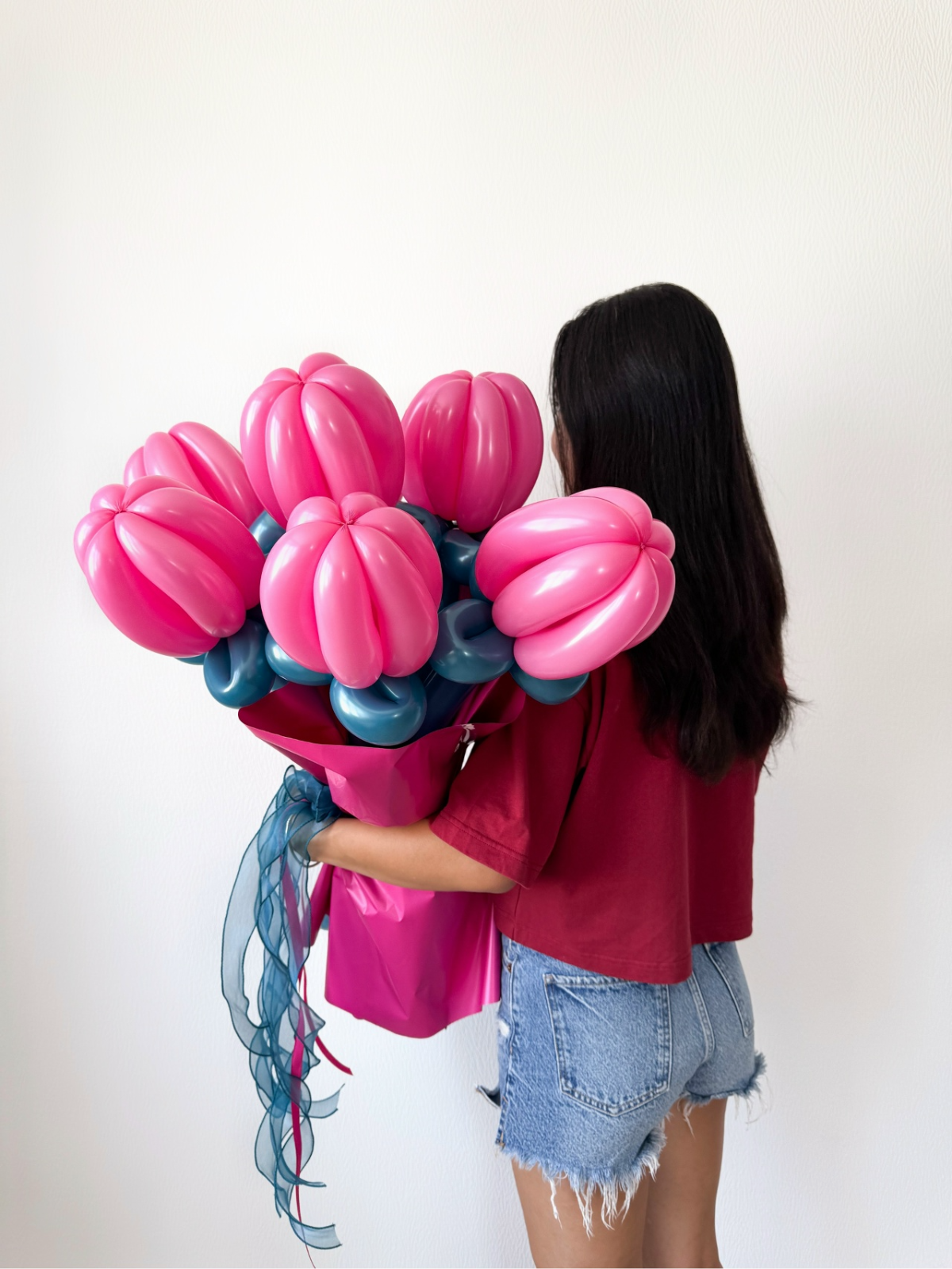 Букет из шаров с 7 тюльпанами для неё на 8 Марта, Нижний Новгород