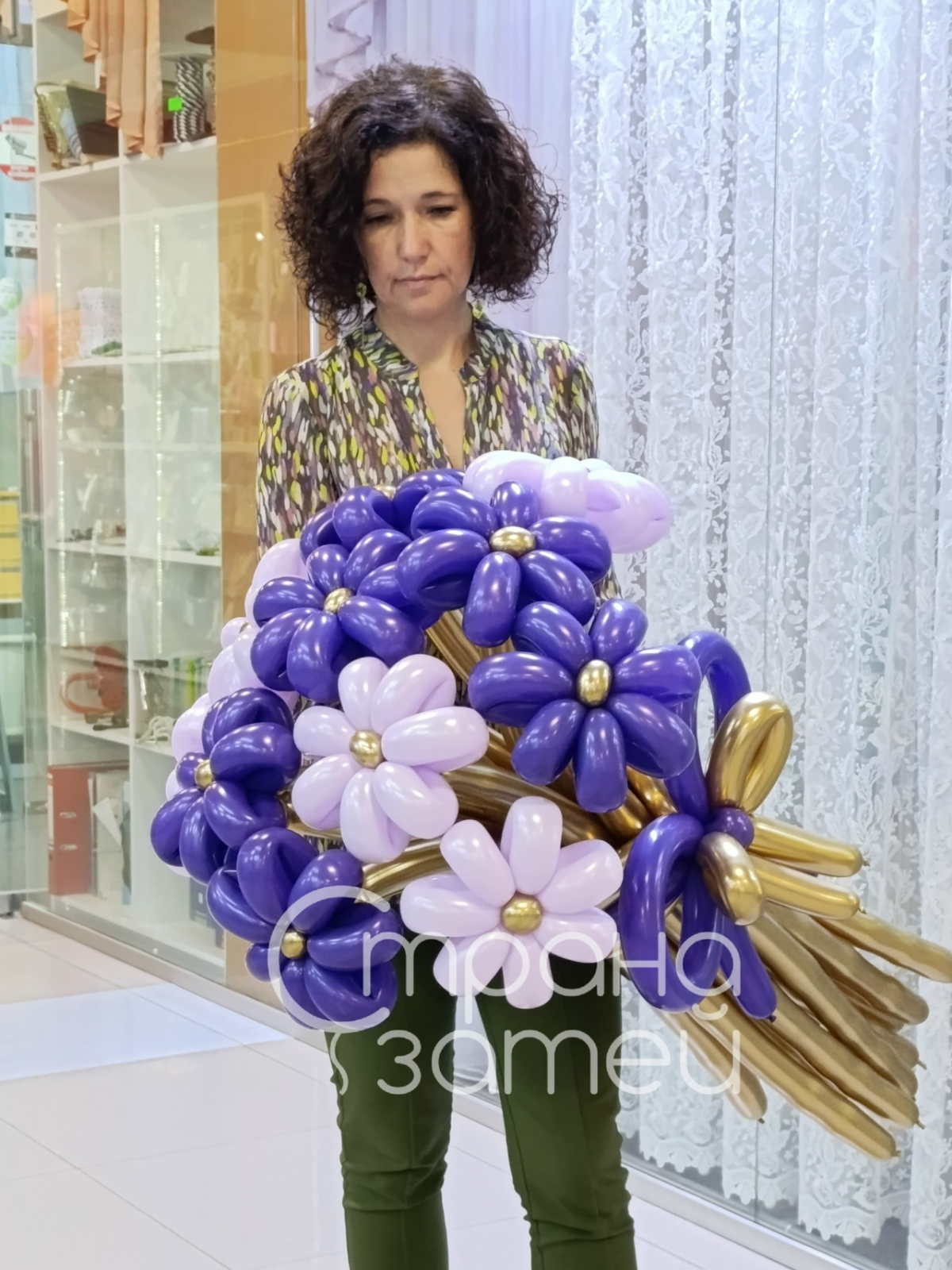 Букет из шаров с ромашками для неё на день рождения, Нижний Новгород