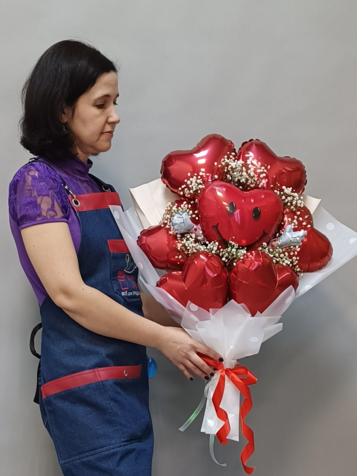 Букет из шаров с фольгированными сердцами для неё на день рождения, Нижний Новгород